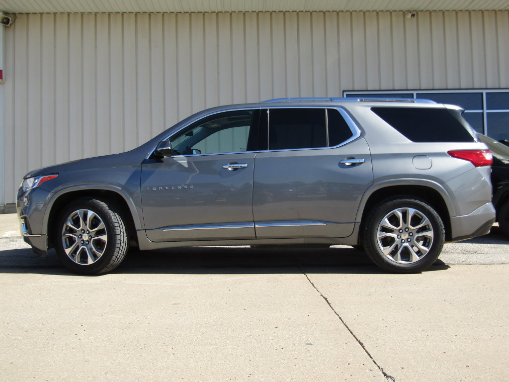 Used 2019 Chevrolet Traverse Premier AWD/4WD image 11