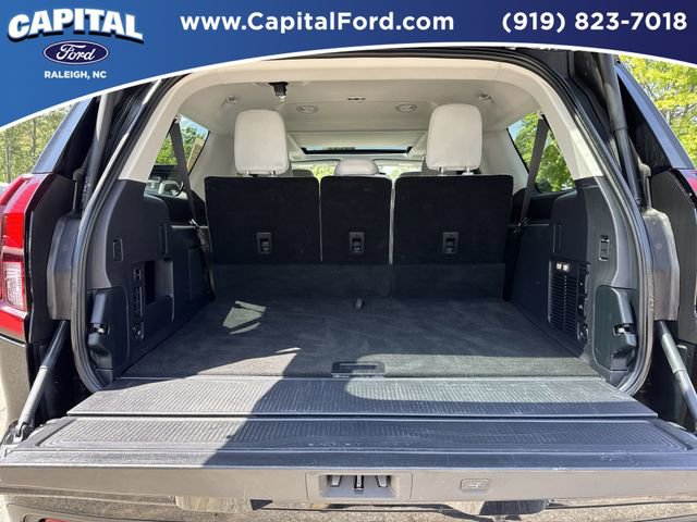 Certified 2025 Ford Expedition Max Platinum w/ Driver's Package AWD/4WD image 16