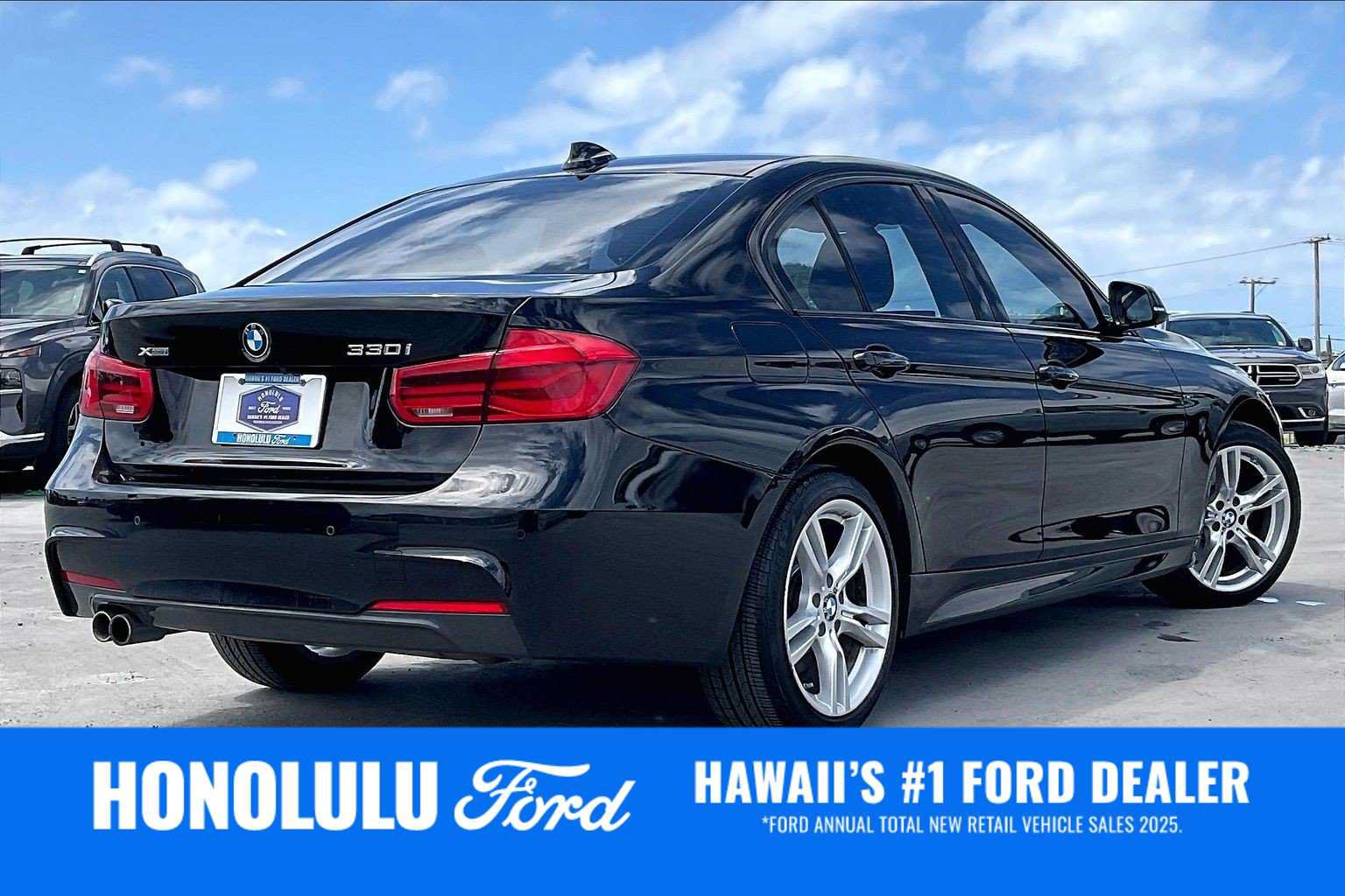 Used 2017 BMW 330i xDrive Sedan AWD/4WD image 22