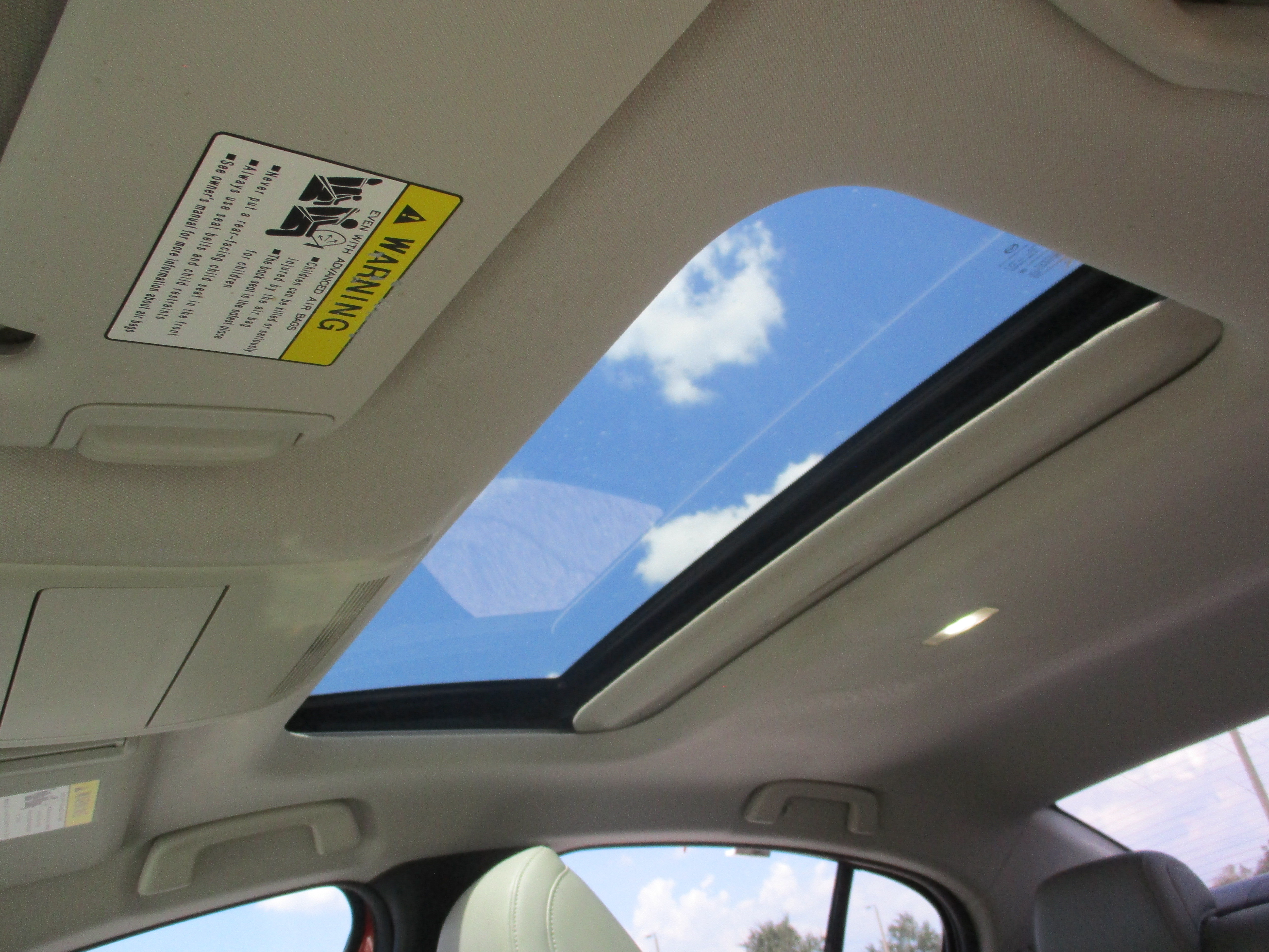 Used 2022 MAZDA MAZDA3 s FWD image 14