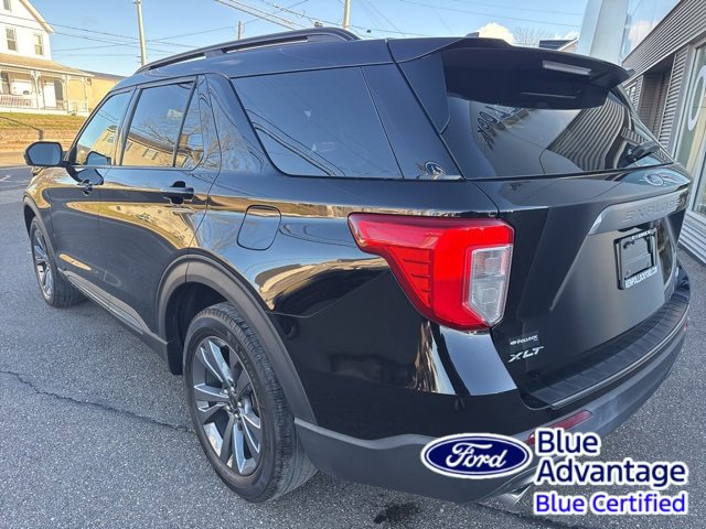 Certified 2022 Ford Explorer XLT w/ Equipment Group 202A image 8