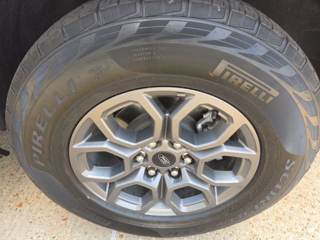 Certified 2025 Ford Expedition Active AWD/4WD image 15