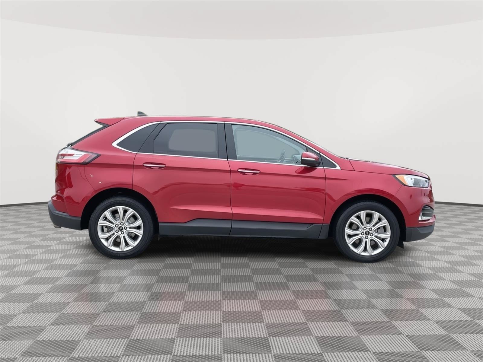 Certified 2024 Ford Edge Titanium AWD/4WD image 6