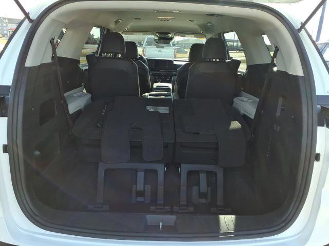 Used 2023 Kia Carnival LX image 20