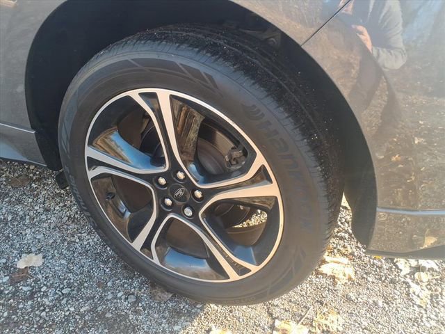 Certified 2022 Ford Edge ST image 11