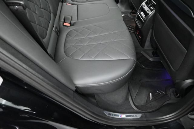 Used 2025 BMW X5 xDrive40i w/ Executive Package AWD/4WD image 28