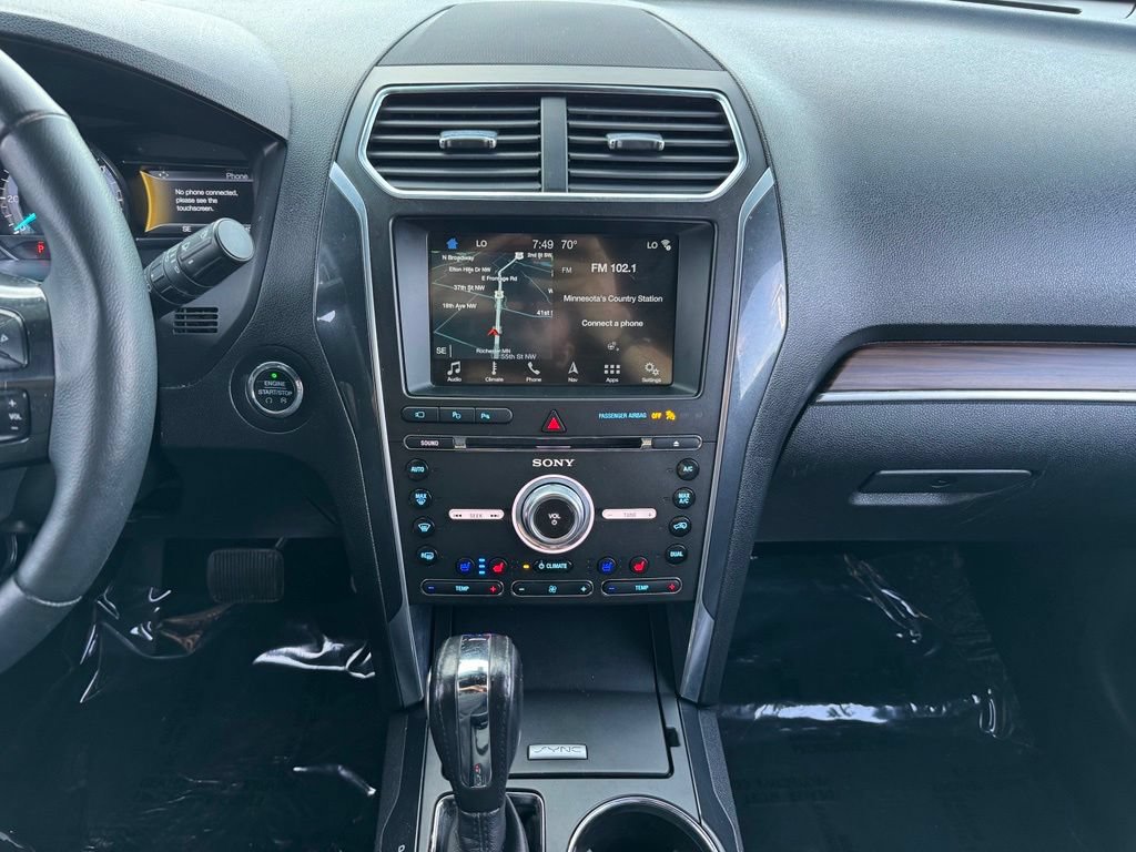Certified 2018 Ford Explorer Limited w/ Equipment Group 301A AWD/4WD image 2