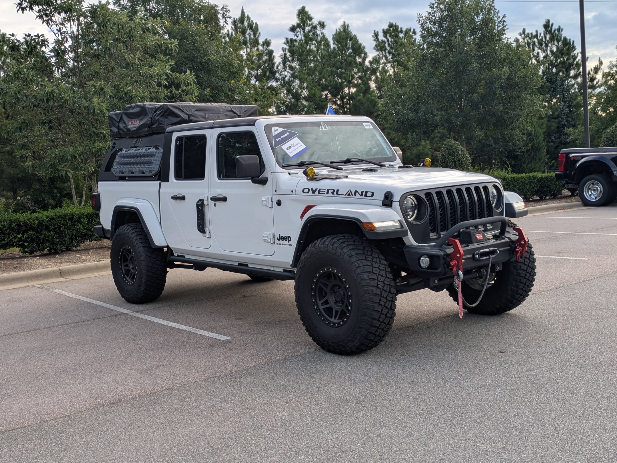 Used 2023 Jeep Gladiator Sport AWD/4WD image 1