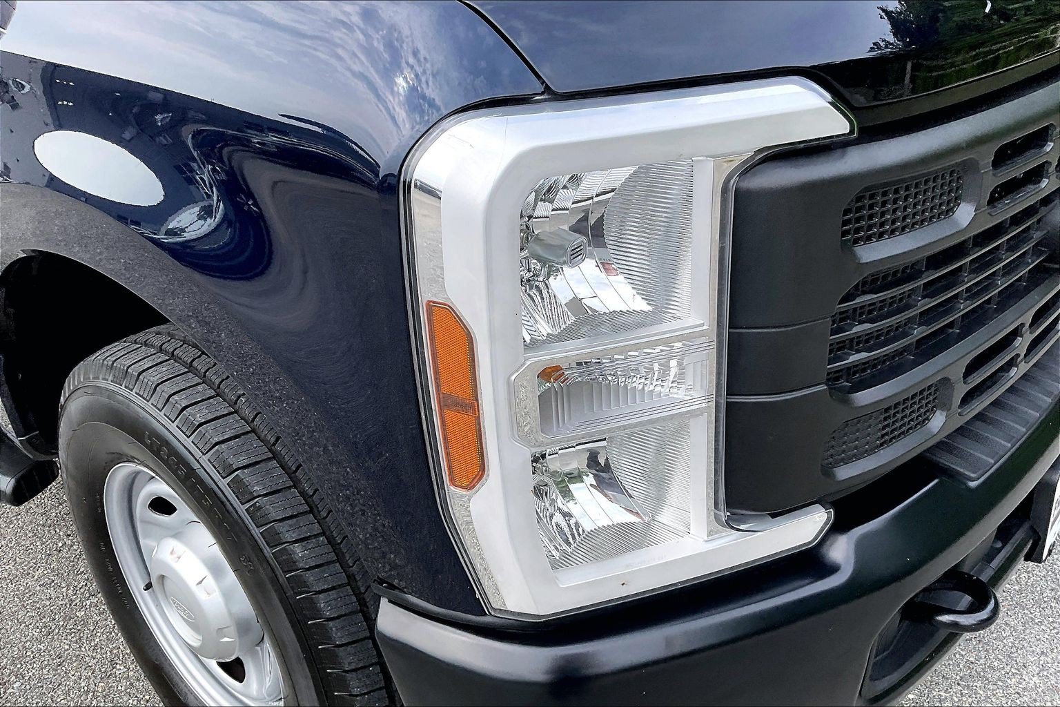 Certified 2024 Ford F350 XL w/ 360-Degree Camera Package RWD image 25