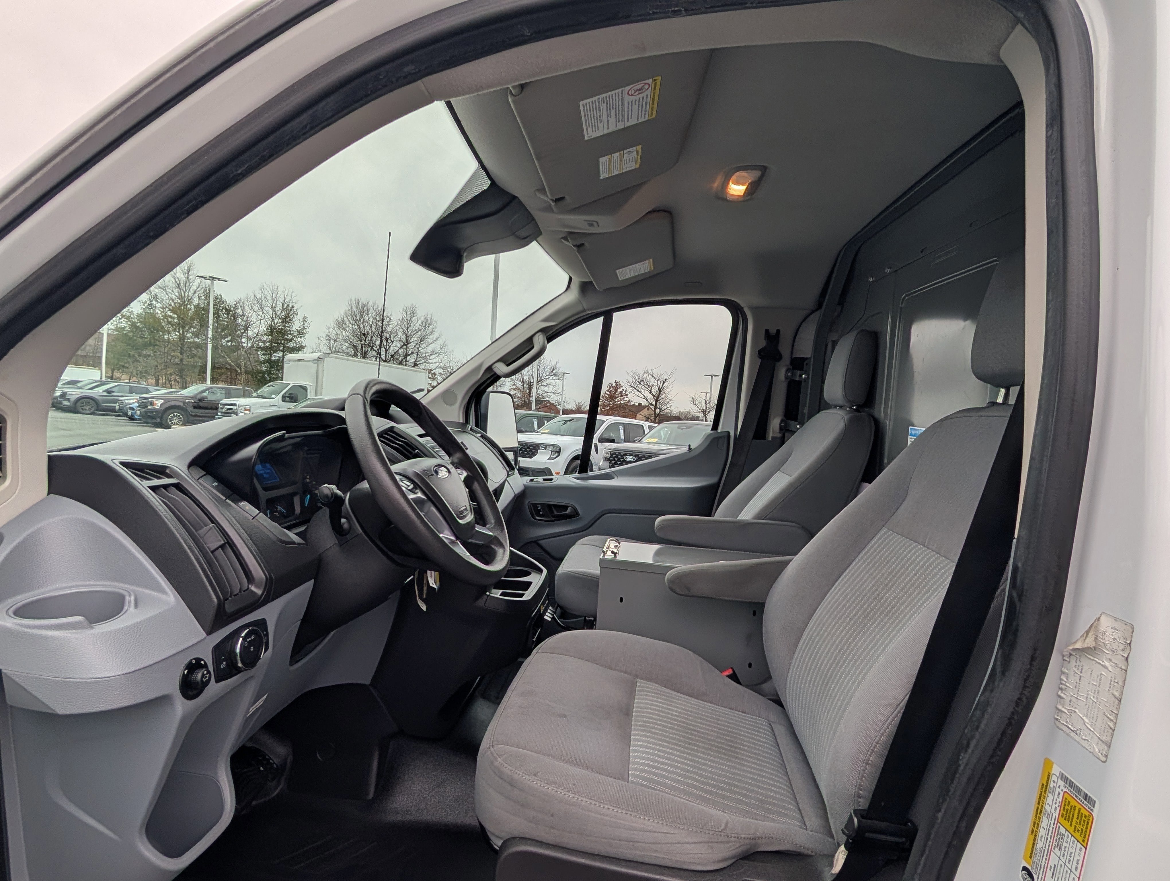 Certified 2019 Ford Transit 250 148 Low Roof image 17