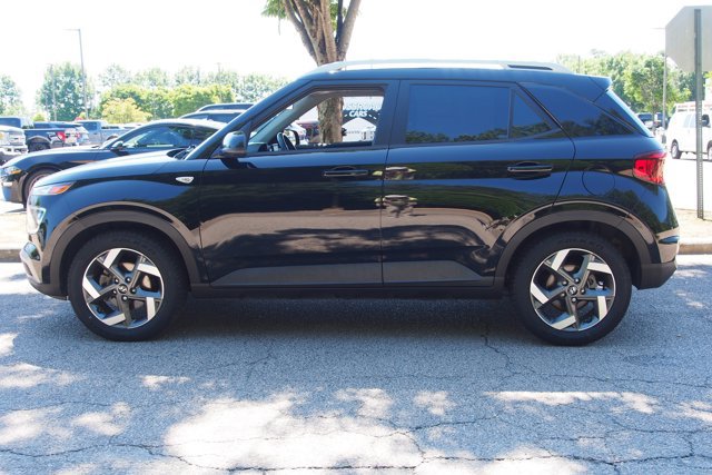 Used 2022 Hyundai Venue SEL w/ Cargo Package FWD image 4
