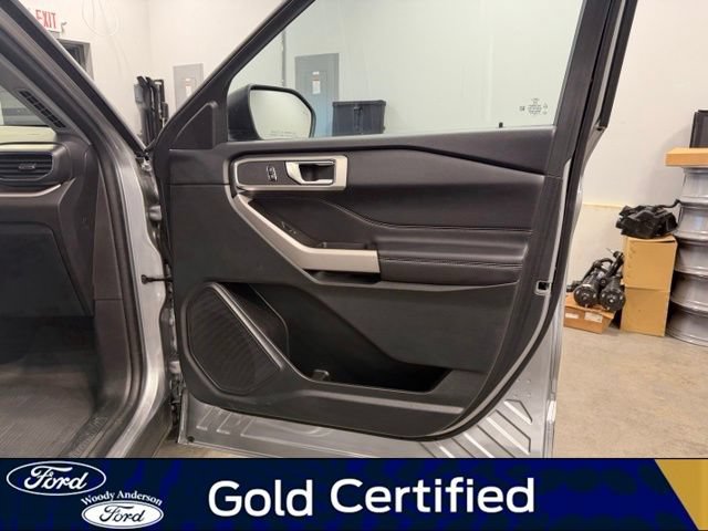 Certified 2024 Ford Explorer XLT w/ Equipment Group 202A AWD/4WD image 28