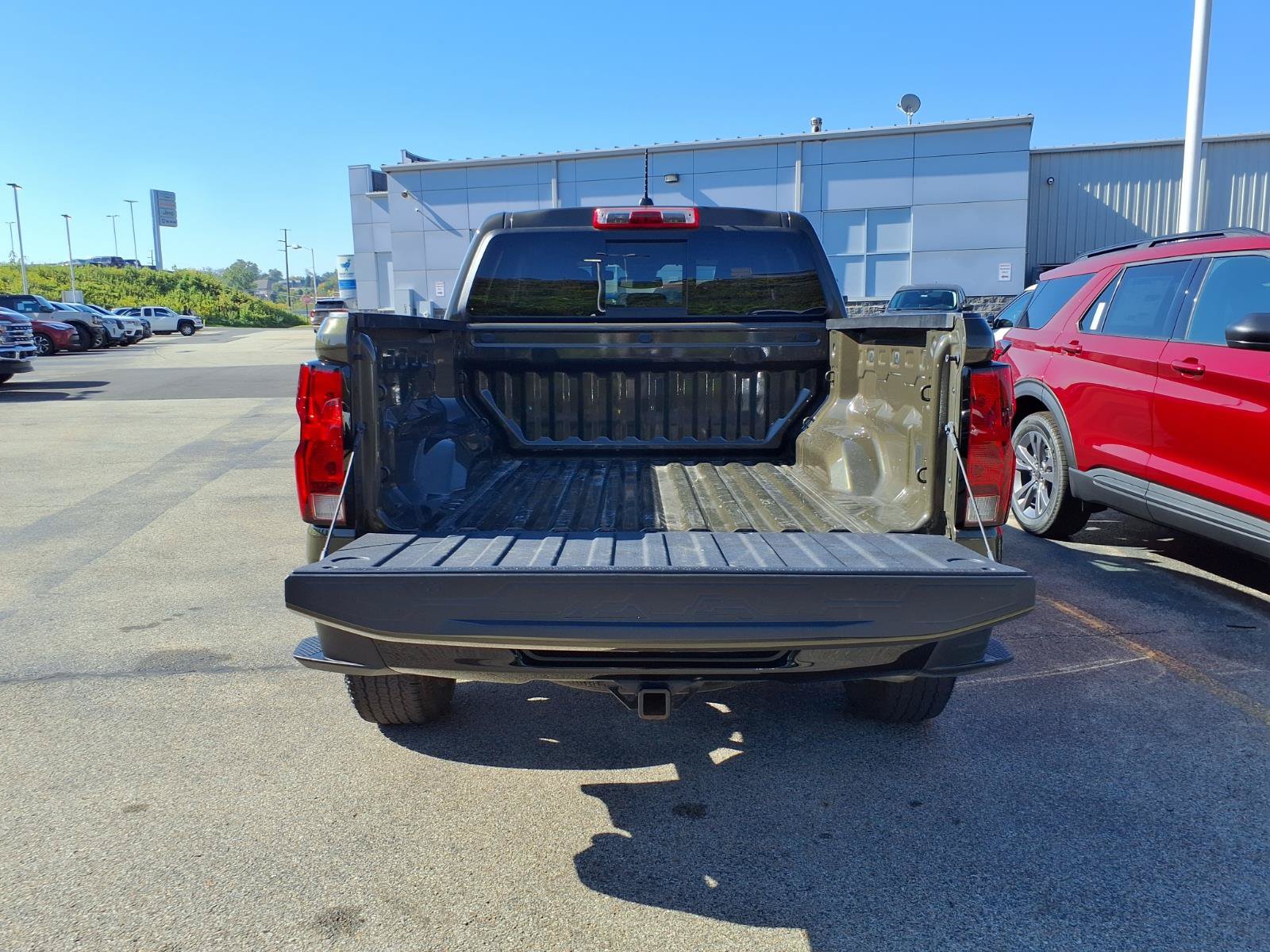 Used 2024 Chevrolet Colorado Trail Boss w/ Advanced Trailering Package AWD/4WD image 19