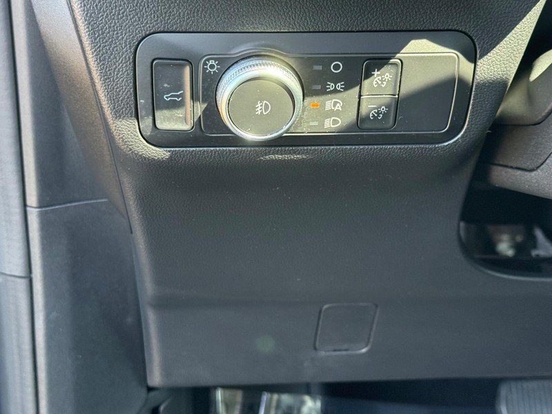 Certified 2022 Ford Escape SEL AWD/4WD image 28