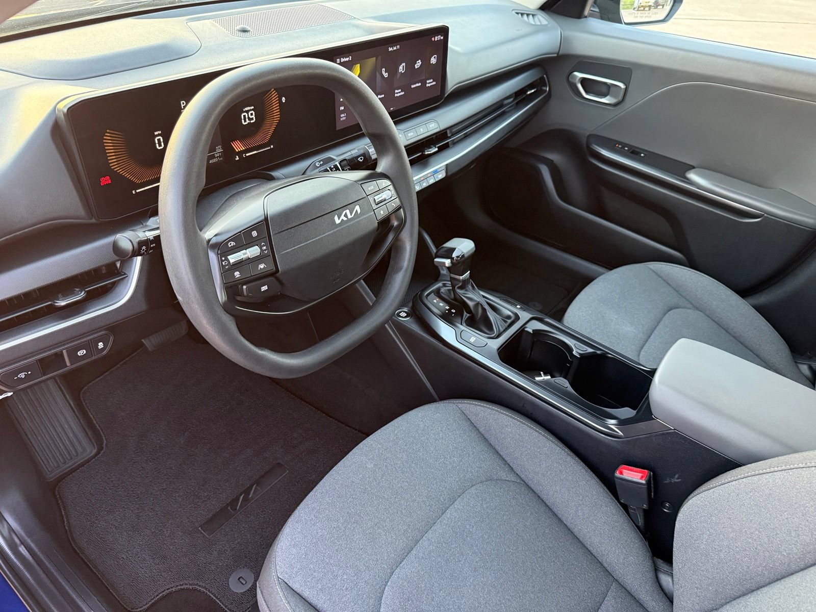 Used 2025 Kia K4 FWD image 11