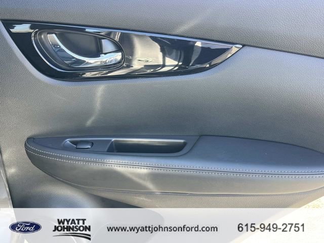 Used 2022 Nissan Rogue Sport SV w/ Technology Package image 20