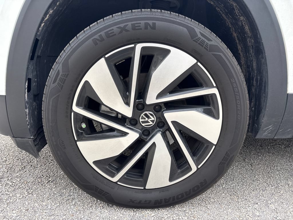 Used 2024 Volkswagen Atlas SE FWD image 13