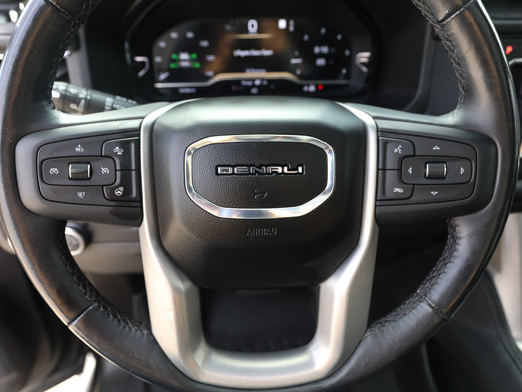 Used 2022 GMC Yukon Denali AWD/4WD image 15