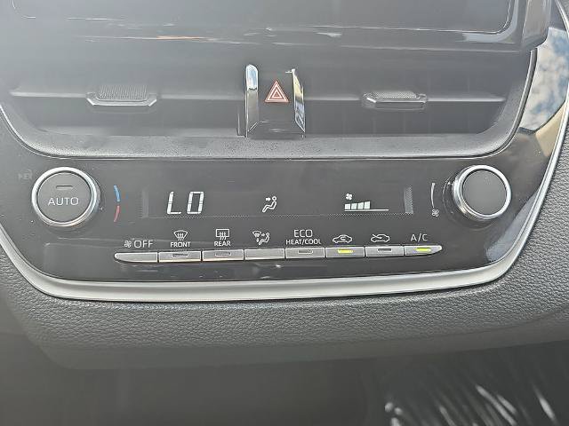 Used 2024 Toyota Corolla LE FWD image 22
