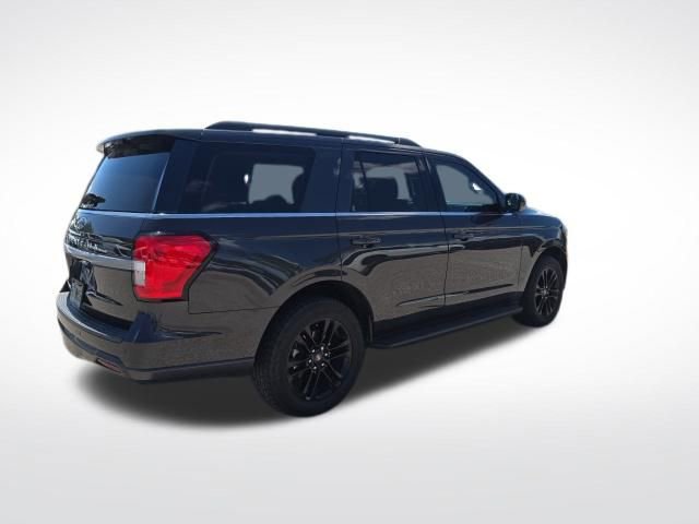 Certified 2022 Ford Expedition XLT RWD image 3