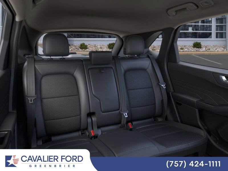 Certified 2025 Ford Escape SE FWD image 11