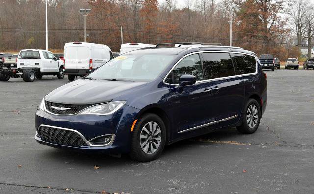 Used 2020 Chrysler Pacifica Touring-L image 7