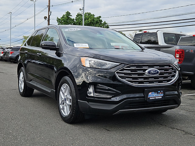 Certified 2022 Ford Edge SEL w/ Convenience Package AWD/4WD image 2