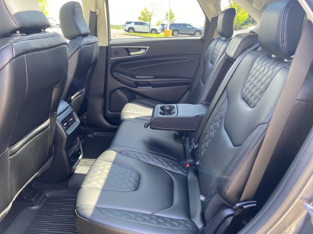 Certified 2024 Ford Edge Titanium AWD/4WD image 21