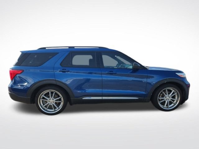 Certified 2020 Ford Explorer XLT w/ Equipment Group 202A AWD/4WD image 10
