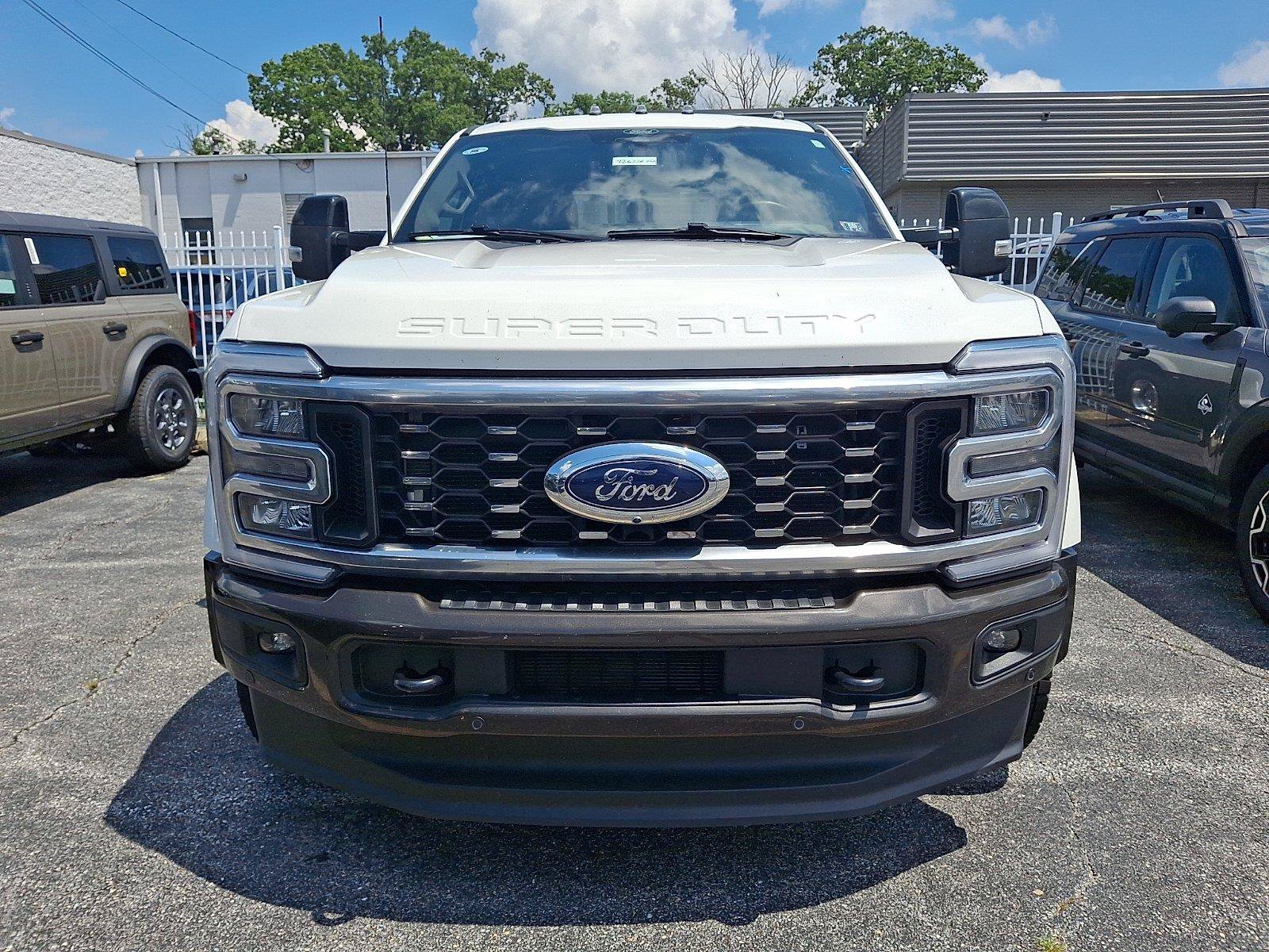 Certified 2025 Ford F450 King Ranch w/ FX4 Off-Road Package AWD/4WD image 2