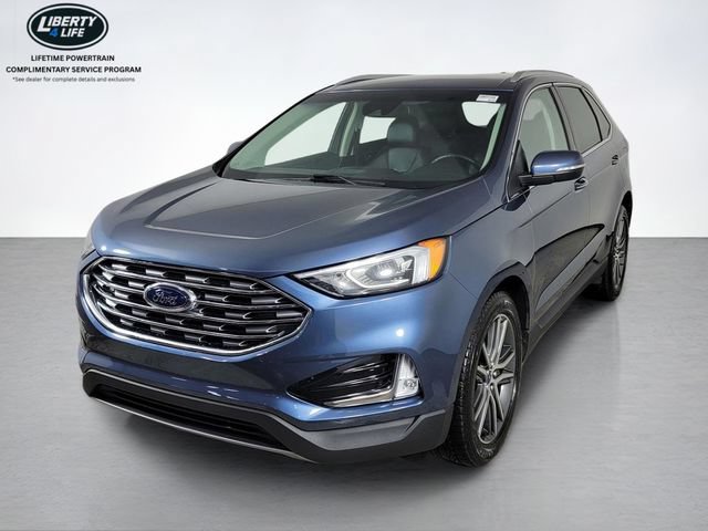 Certified 2019 Ford Edge Titanium w/ Cold Weather Package AWD/4WD image 8