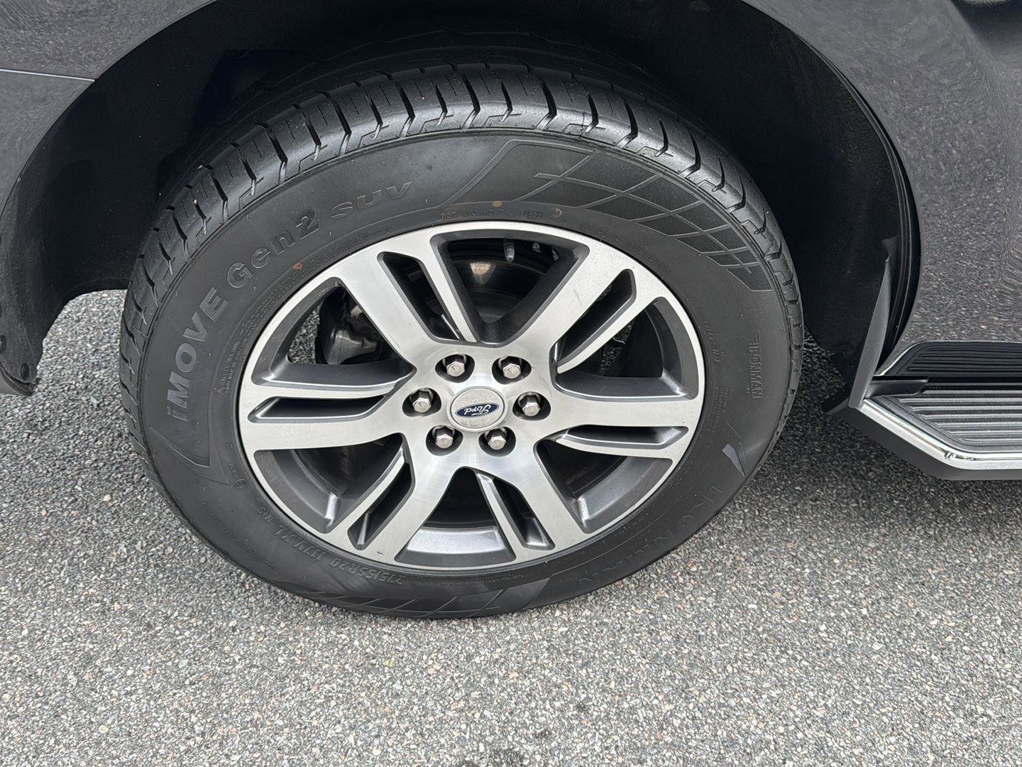 Certified 2023 Ford Expedition Limited image 34