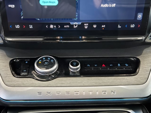 Certified 2025 Ford Expedition Platinum AWD/4WD image 21