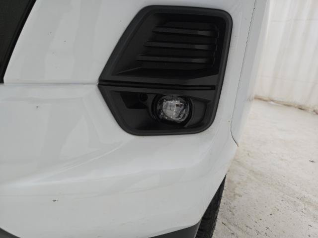 Used 2025 Chevrolet Colorado Z71 w/ Technology Package AWD/4WD image 23