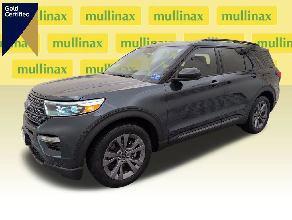 Certified 2022 Ford Explorer XLT w/ Equipment Group 202A image 1