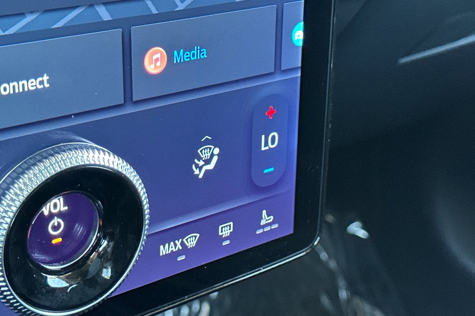 Certified 2025 Ford Mustang Mach-E Premium RWD image 30