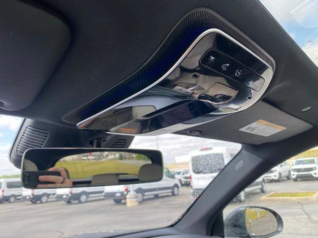 Used 2024 Mercedes-Benz GLC 300 image 24