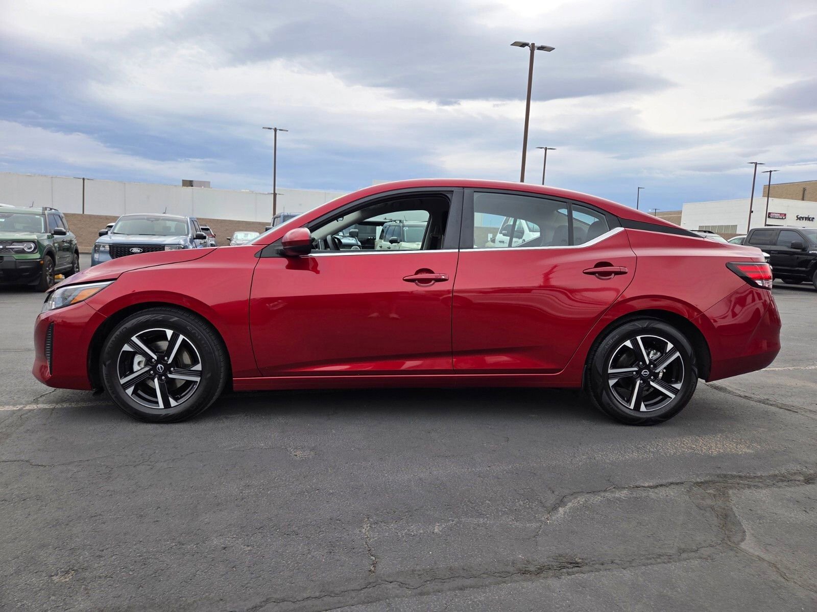 Used 2024 Nissan Sentra SV video 2