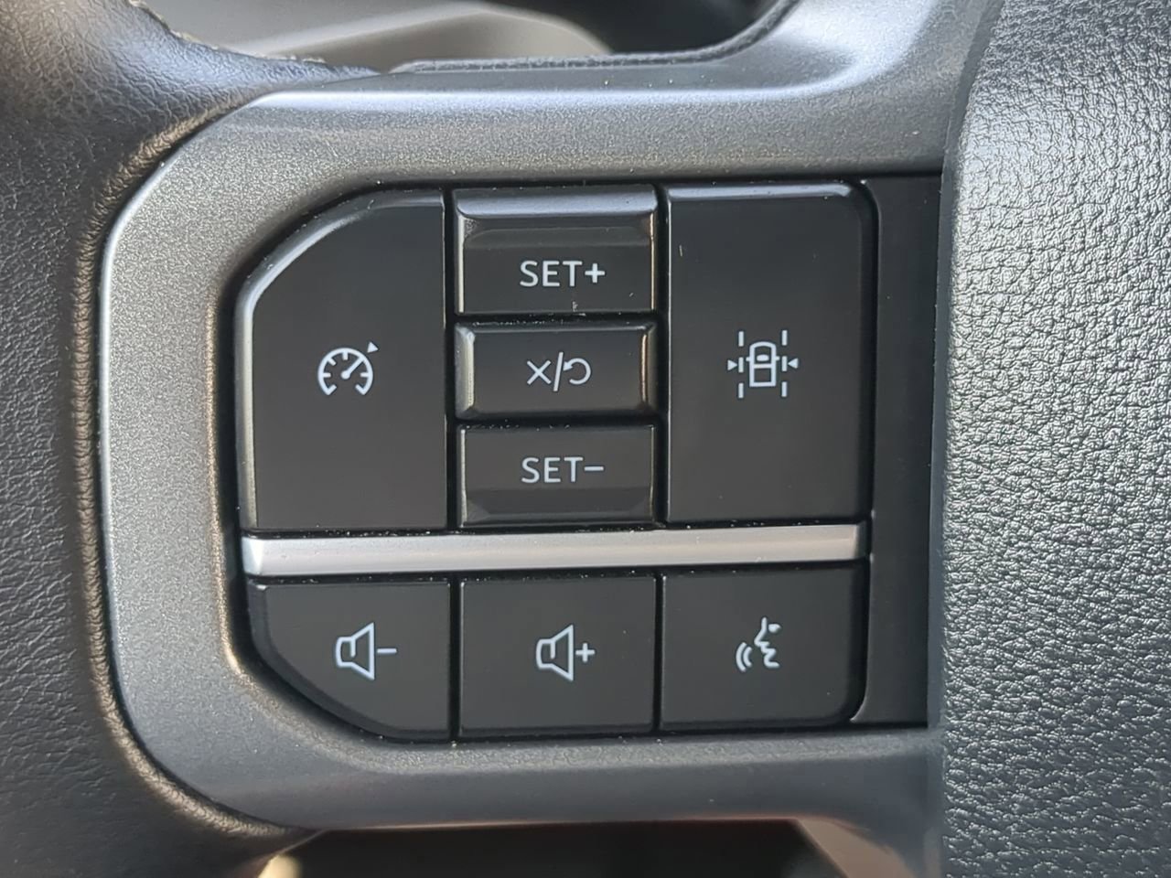 Certified 2025 Ford F150 XLT w/ Equipment Group 301A Standard image 23