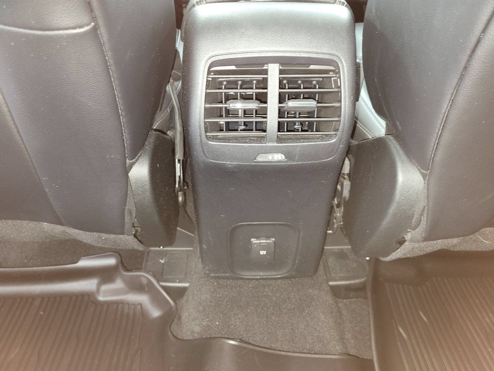 Certified 2020 Ford Escape SE Sport AWD/4WD image 29