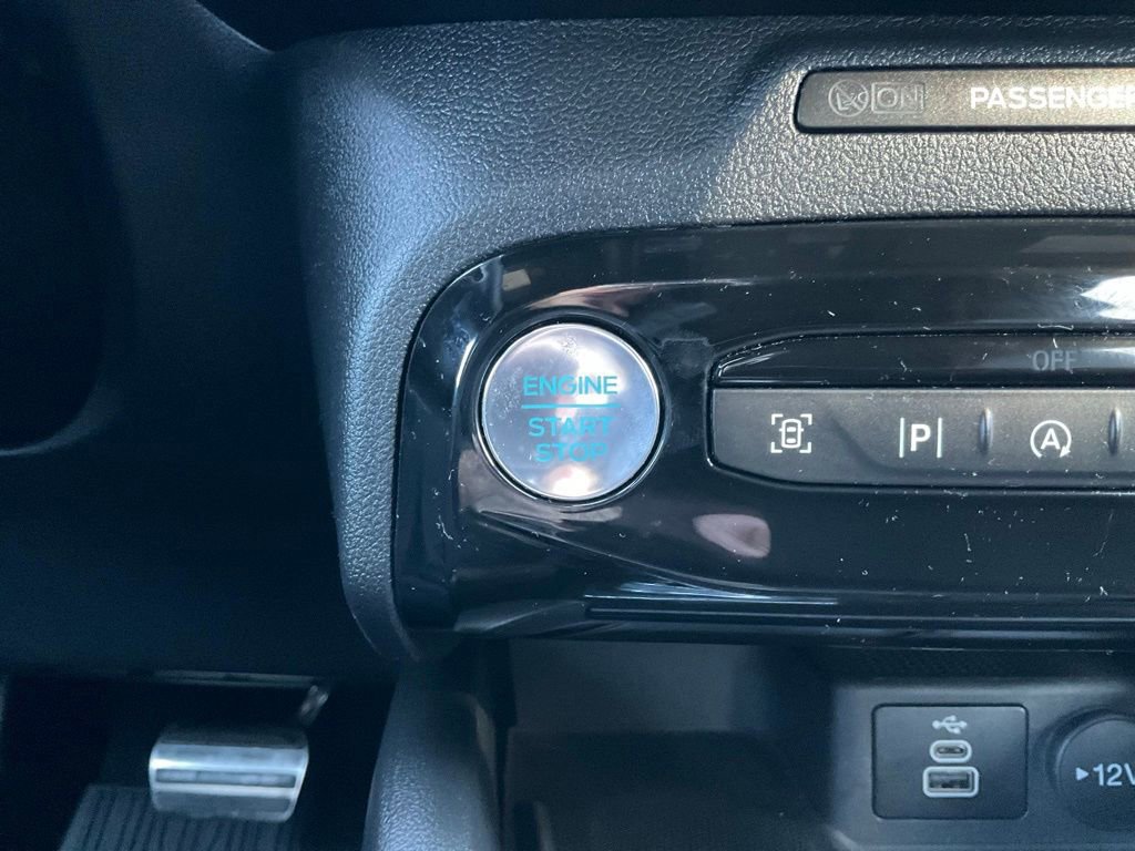 Certified 2024 Ford Escape ST-Line Elite w/ Premium Technology Package image 36