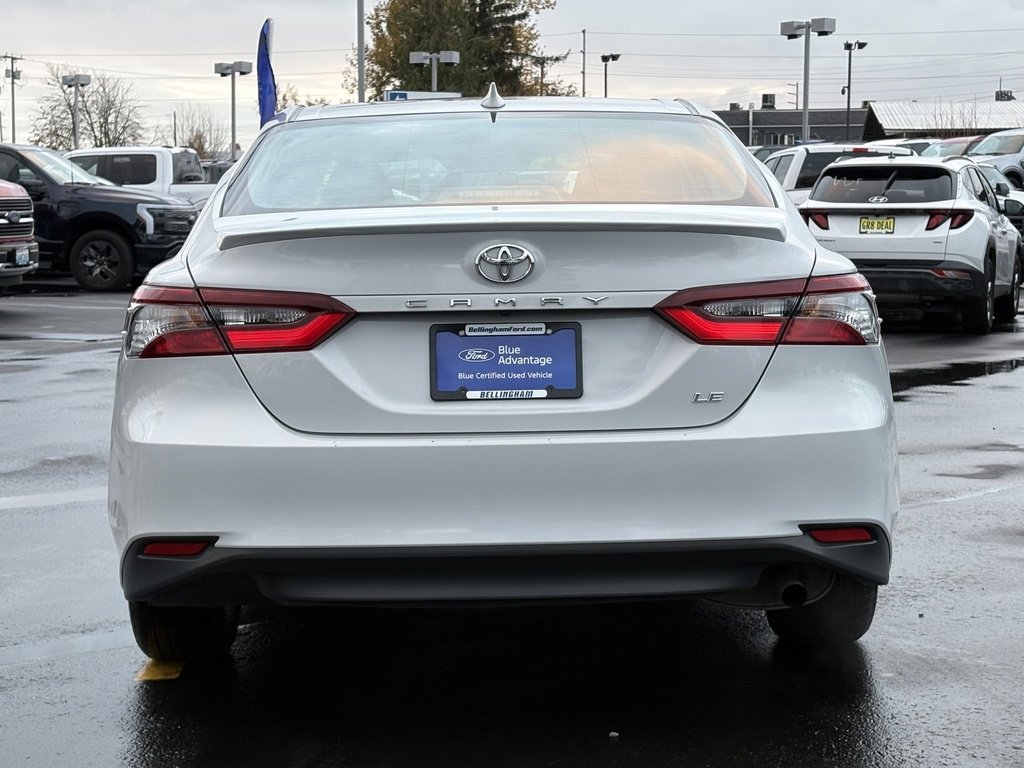 Used 2024 Toyota Camry LE image 4
