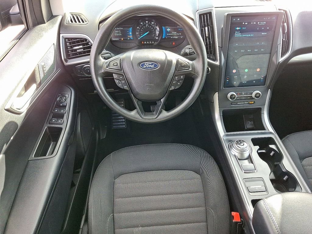Certified 2022 Ford Edge SE image 12