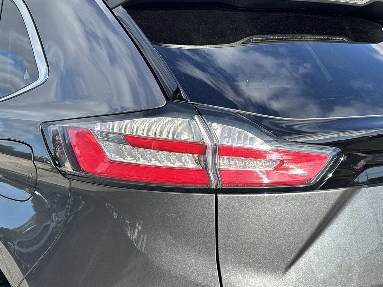 Certified 2022 Ford Edge SEL w/ Convenience Package image 7