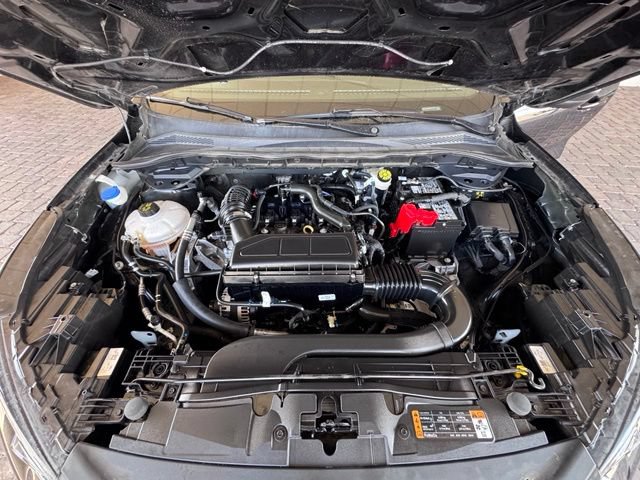 Certified 2025 Ford Escape Active AWD/4WD image 21
