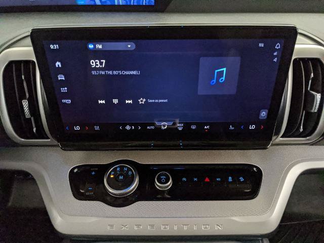 Certified 2025 Ford Expedition Active AWD/4WD image 8