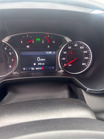 Used 2025 Chevrolet Blazer LT FWD image 7