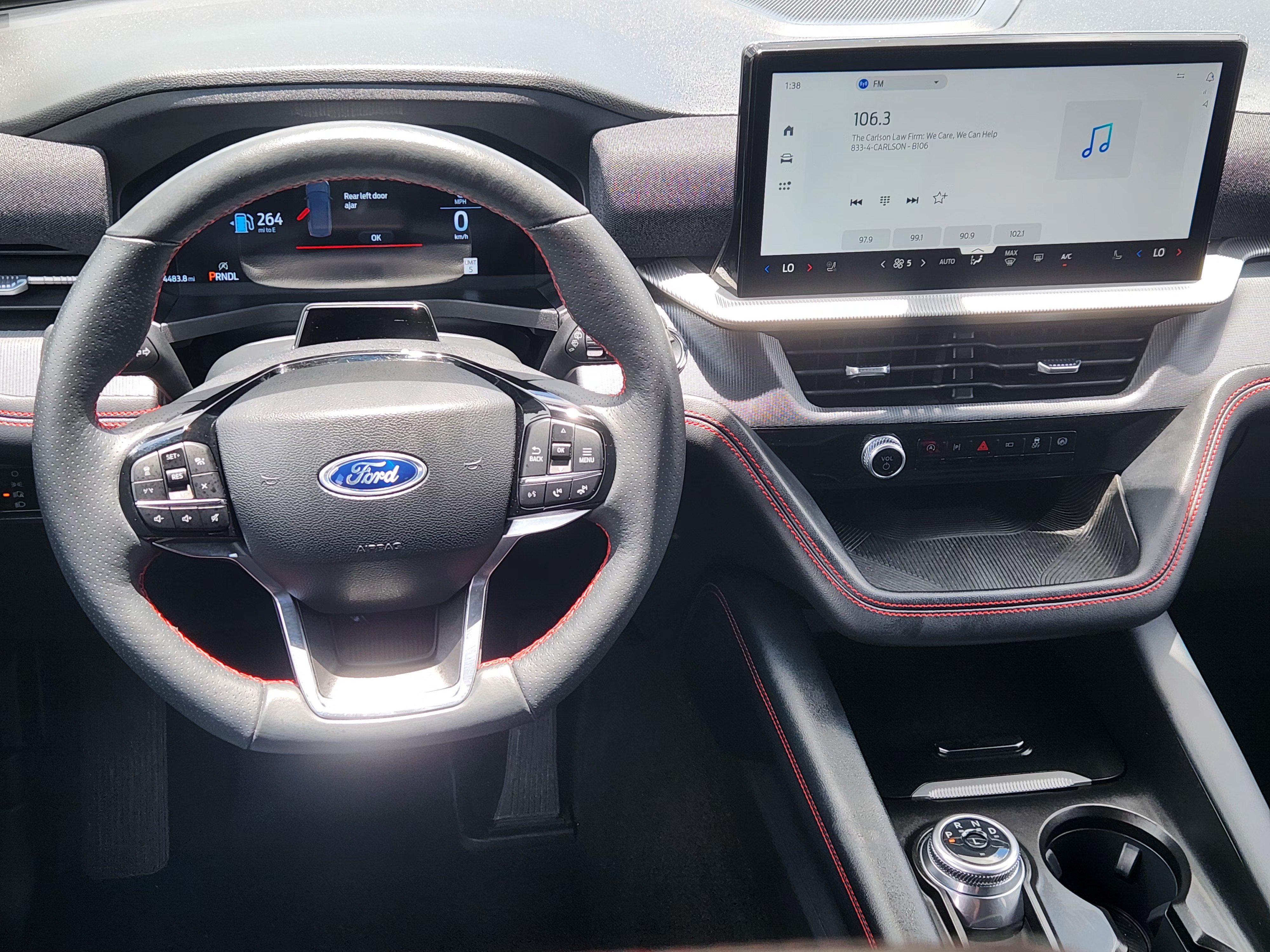 Certified 2025 Ford Explorer ST-Line AWD/4WD image 27
