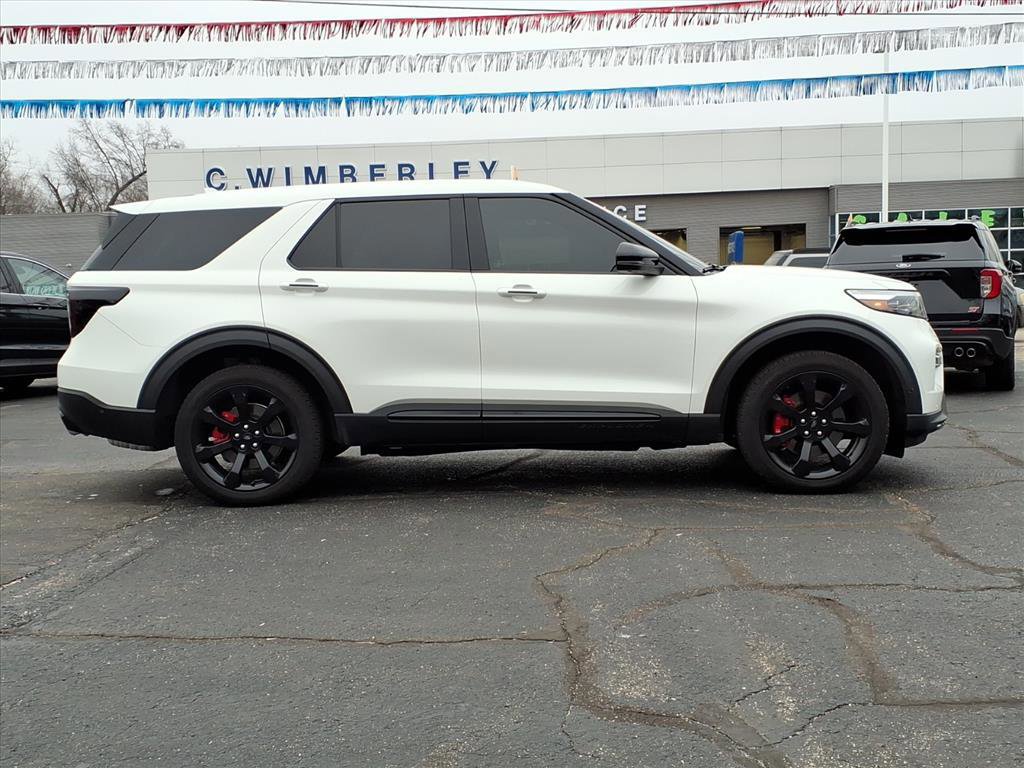Certified 2022 Ford Explorer ST w/ Equipment Group 401A AWD/4WD image 6