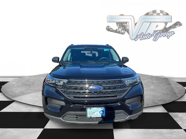 Certified 2023 Ford Explorer XLT w/ Class IV Trailer Tow Package AWD/4WD image 2